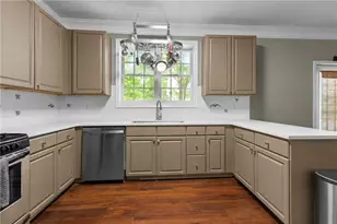 4000 Weatherford Cir, Alpharetta, GA 30009 - Photo 7