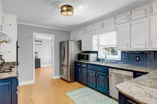 4162 Riverdale Dr, Snellville, GA 30039 - Photo 13