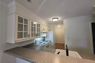 3309 Stonecrest Ct, Atlanta, GA 30341 - Photo 9