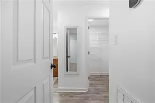 3203 Lenox Road NE, Atlanta, GA 30324 - Photo 29