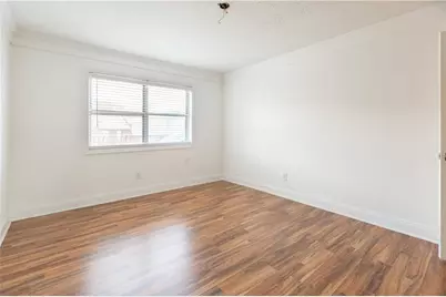 6851 Roswell Road #B15, Atlanta, GA 30328 - Photo 7