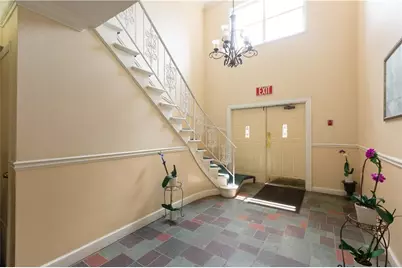 6851 Roswell Road #B15, Atlanta, GA 30328 - Photo 3