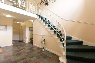6851 Roswell Road #B15, Atlanta, GA 30328 - Photo 3
