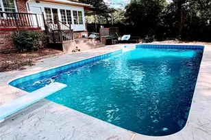 2677 Lancaster Dr, East Point, GA 30344 - Photo 15