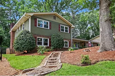 4106 Nancy Creek Way NE, Atlanta, GA 30319 - Photo 3