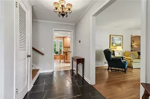 4106 Nancy Creek Way NE, Atlanta, GA 30319 - Photo 7