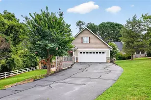 59 Players Ln, Hartwell, GA 30643 - Photo 1