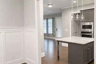 202 Golden Banner Ave, Marietta, GA 30060 - Photo 11