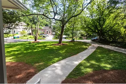 1392 Lively Ridge Road NE, Atlanta, GA 30329 - Photo 41