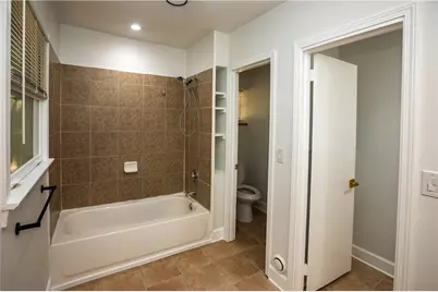 1392 Lively Ridge Road NE, Atlanta, GA 30329 - Photo 23