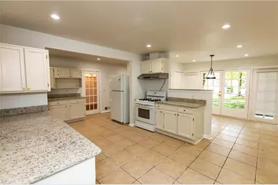 1392 Lively Ridge Road NE, Atlanta, GA 30329 - Photo 29