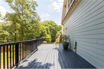 2470 E Tupelo Street SE, Atlanta, GA 30317 - Photo 13