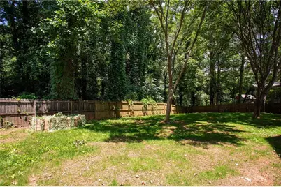 2470 E Tupelo Street SE, Atlanta, GA 30317 - Photo 25
