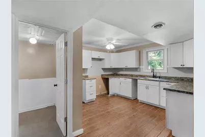 4123 Red Laurel Way, Snellville, GA 30039 - Photo 13