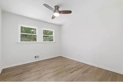 126 Meadow Lane, Atlanta, GA 30315 - Photo 11