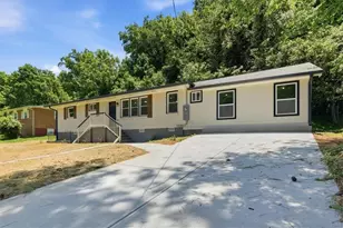 126 Meadow Ln, Atlanta, GA 30315 - Photo 3