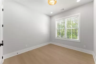 5019 Nichols Drive, Flowery Branch, GA 30542 - Photo 27