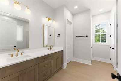 5019 Nichols Drive, Flowery Branch, GA 30542 - Photo 23