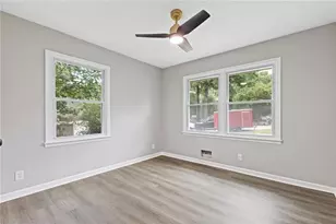 453 Edwards Ct, Lawrenceville, GA 30044 - Photo 17