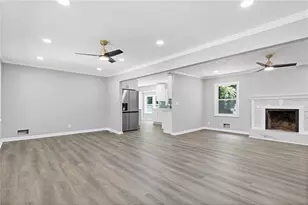 453 Edwards Ct, Lawrenceville, GA 30044 - Photo 3