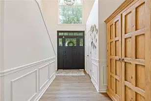 2034 Crestview Way, Woodstock, GA 30188 - Photo 5