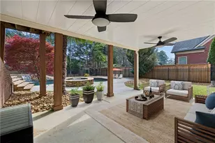 3960 Bonnett Creek Ln, Hoschton, GA 30548 - Photo 5