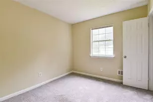 2042 Mallard Way, Lithonia, GA 30058 - Photo 13