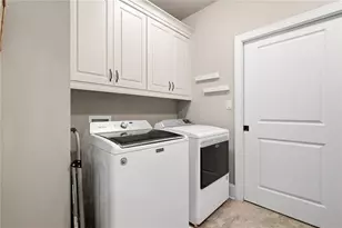 1540 Bramble Bush Way, Suwanee, GA 30024 - Photo 37