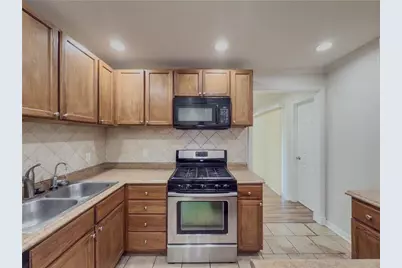 3301 Henderson Mill Road #D3, Atlanta, GA 30341 - Photo 9