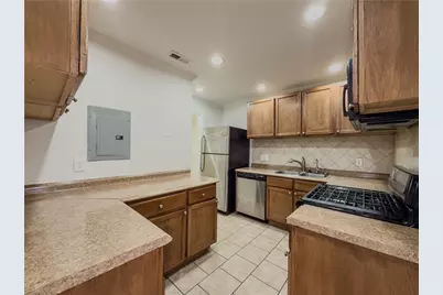 3301 Henderson Mill Road #D3, Atlanta, GA 30341 - Photo 7