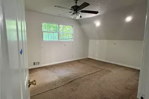 8439 Lake Dr, Snellville, GA 30039 - Photo 11