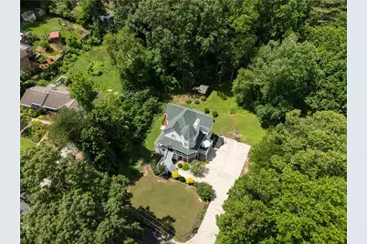 2957 Leasa Court, Marietta, GA 30066 - Photo 3