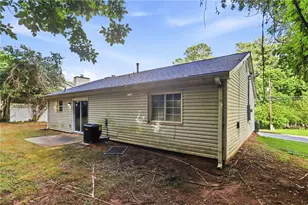 5202 Scarbrough Ln, Stone Mountain, GA 30088 - Photo 29