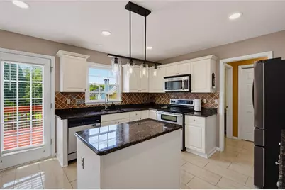 581 Hunters Trace, Dallas, GA 30157 - Photo 11