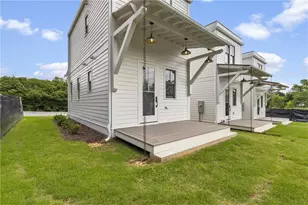 184 W Jarrard St, Cleveland, GA 30528 - Photo 3