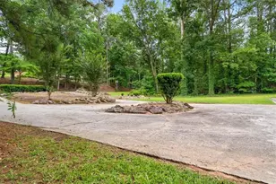 2205 Enon Road SW, Atlanta, GA 30331 - Photo 7