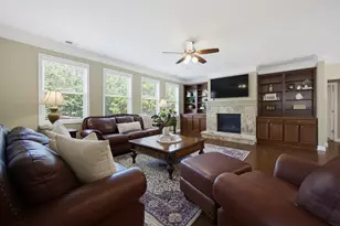 870 Grand Reserve Dr, Suwanee, GA 30024 - Photo 9