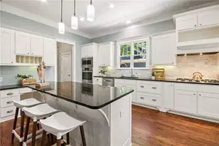 106 W Hill St, Decatur, GA 30030 - Photo 15
