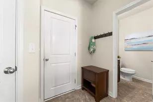 3594 Hideaway Ln, Loganville, GA 30052 - Photo 17