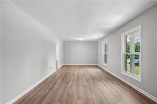 1352 White Oak St SE, Conyers, GA 30013 - Photo 7