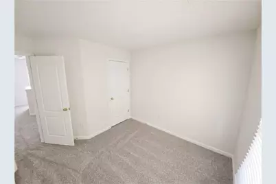 220 Fox Creek Boulevard, Woodstock, GA 30188 - Photo 9