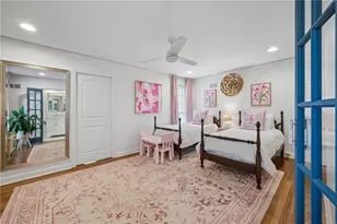 372 Pine Forest Rd, Atlanta, GA 30342 - Photo 19