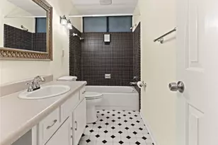 206 NE 6th Street NE, Atlanta, GA 30308 - Photo 9