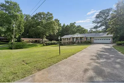1828 Wiggins Circle SW, Conyers, GA 30094 - Photo 29