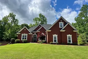 194 Sweetwater Rdg, Hoschton, GA 30548 - Photo 1