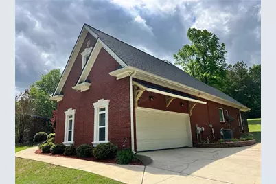 194 Sweetwater Ridge, Hoschton, GA 30548 - Photo 3