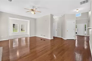 2311 Ravinia Ct NE, Marietta, GA 30062 - Photo 7