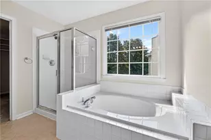 2311 Ravinia Ct NE, Marietta, GA 30062 - Photo 23
