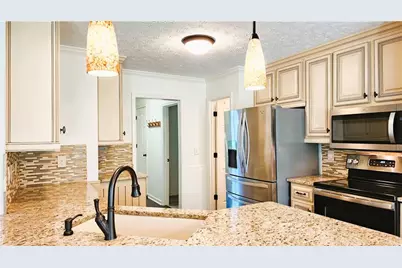 1881 Flowering Drive, Grayson, GA 30017 - Photo 5