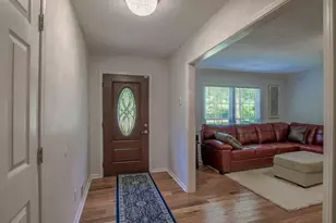 656 Bruce Way SW, Lilburn, GA 30047 - Photo 5